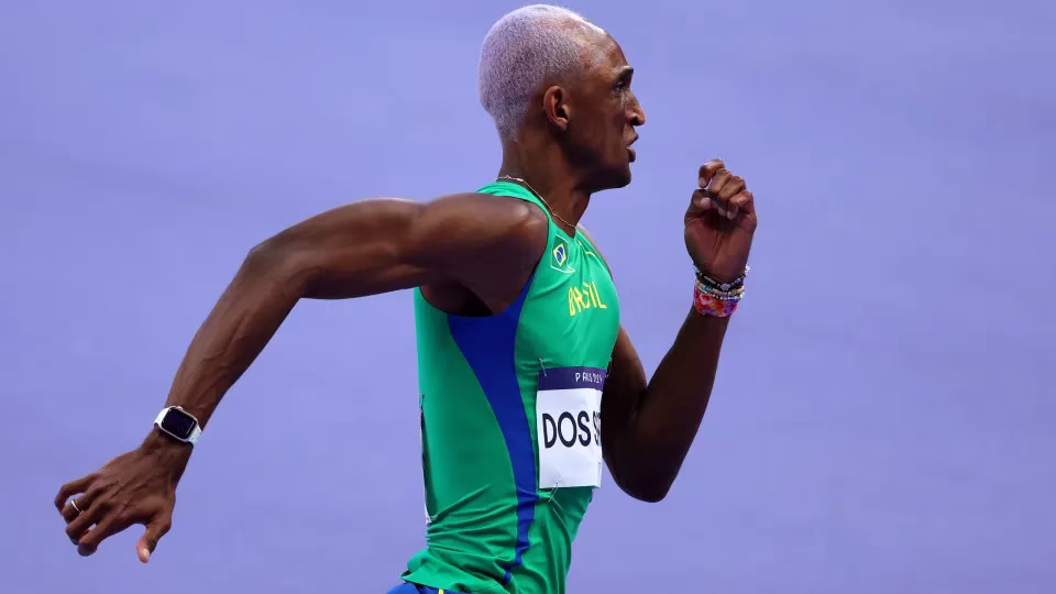 Alison Dos Santos Conquista Etapa De Kingston Do Grand Slam Track