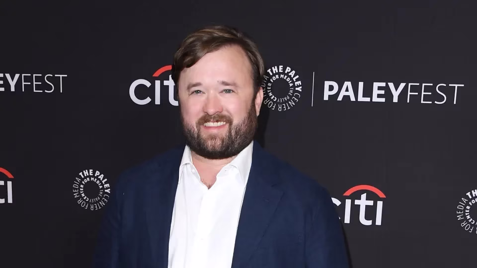 Ator de ‘O Sexto Sentido’ é detido em resort na Califórnia