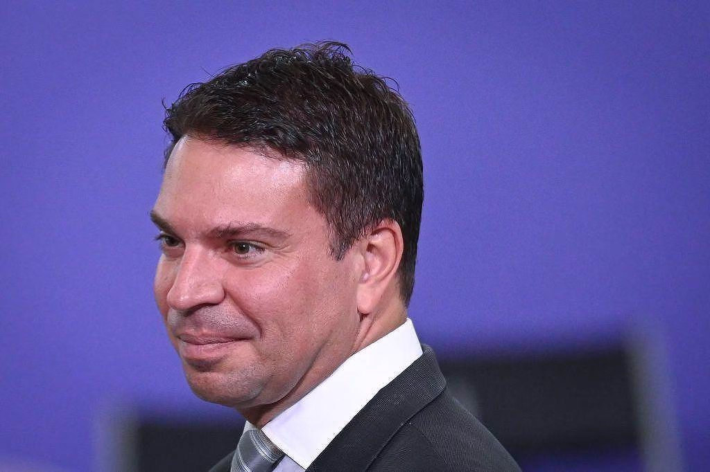 Base De Lula Liga Alerta Para Suspensão De Ação De Ramagem - 22/04/2025 - Painel