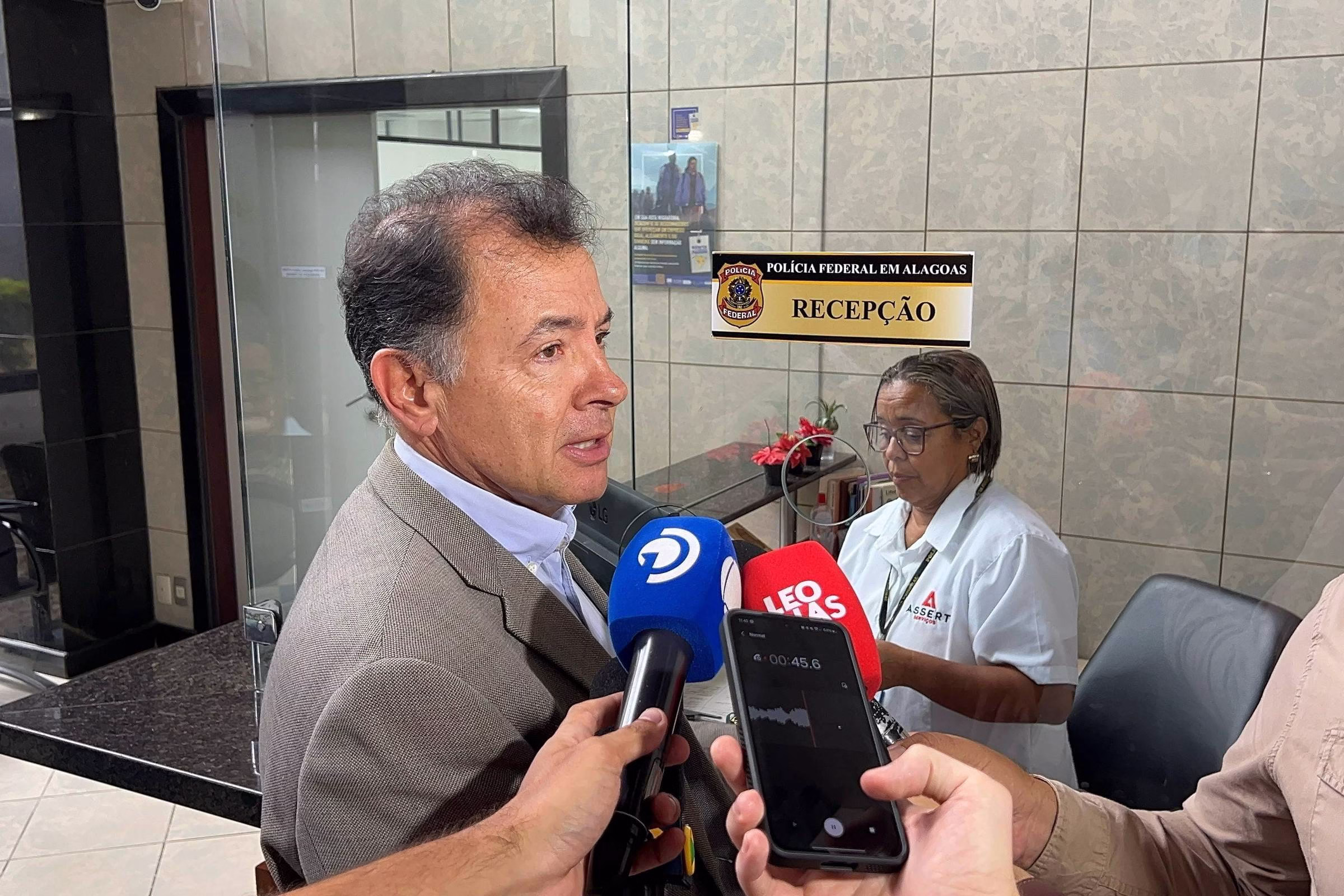 Condenado Em Processo De Collor Critica Moraes - 25/04/2025 - Poder