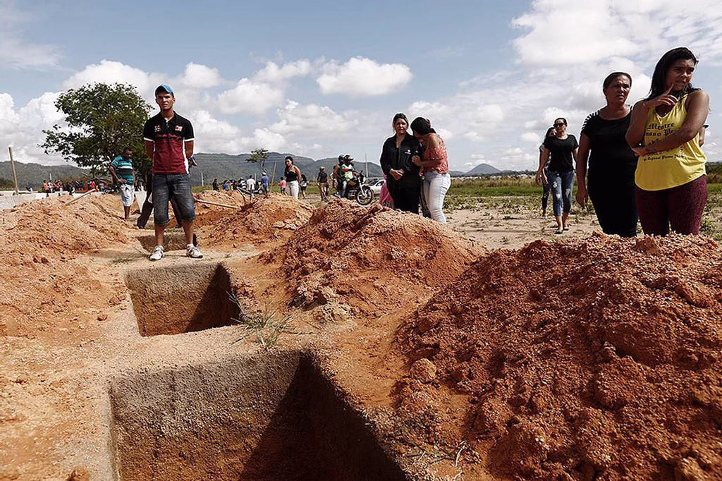 Fundação Ligada Ao Pt Lança Livro Sobre Chacinas Rurais - 07/04/2025 - Painel