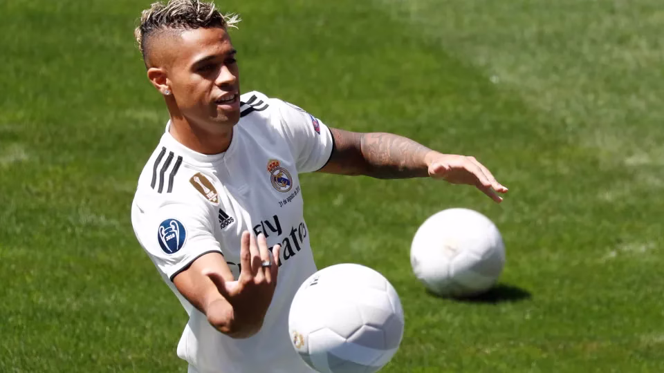 'Herdeiro' De Cr7 Explica Fracasso No Real Madrid: &Quot;Há Muita Crítica...&Quot;