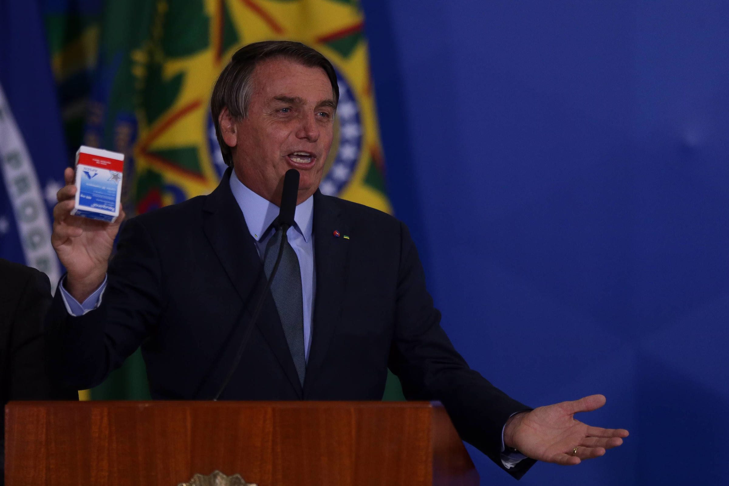 Livro Da Abin Expõe Governo Bolsonaro Minimizando A Covid - 25/04/2025 - Equilíbrio E Saúde