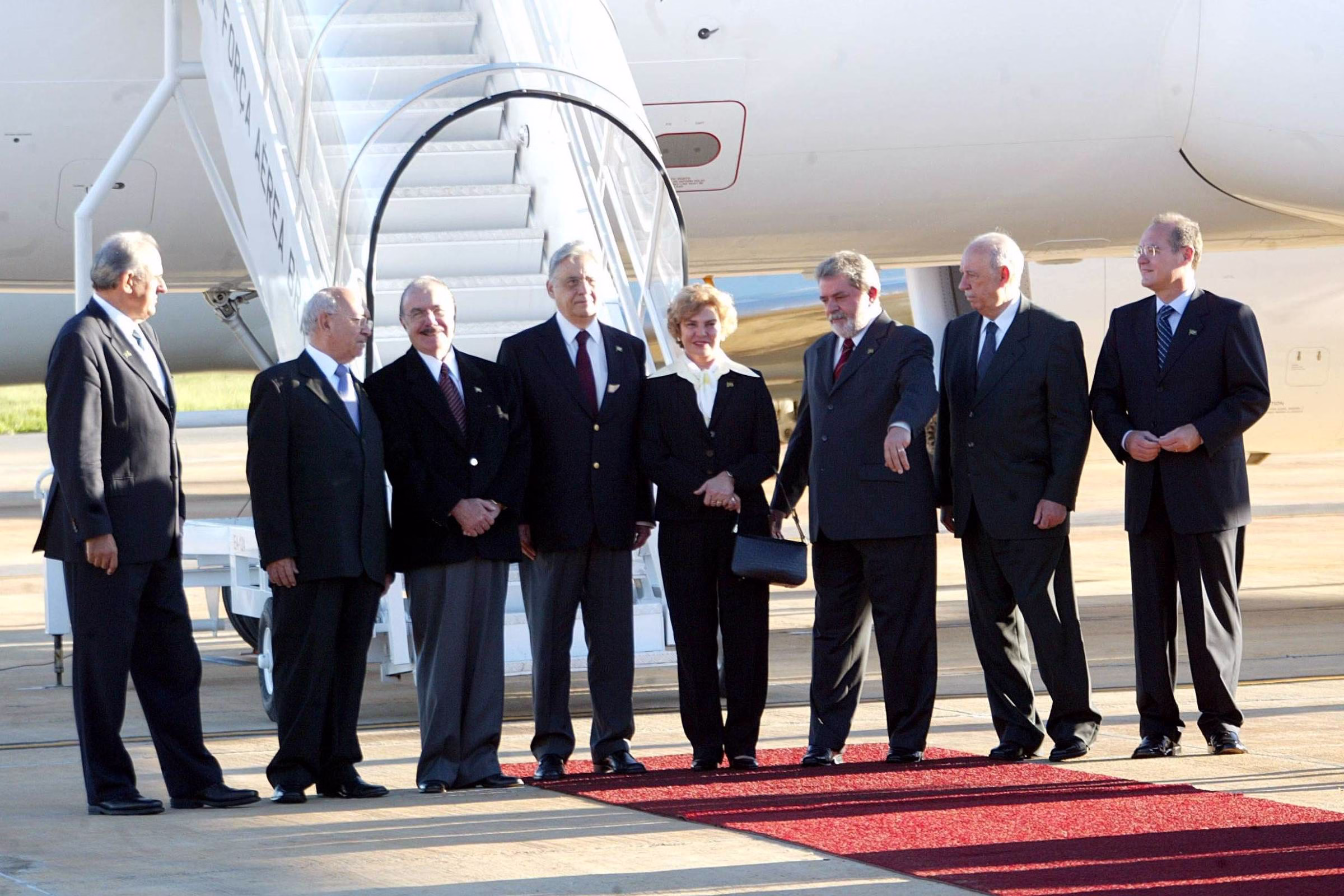 Lula Chamou Adversários Para Funeral Do Papa Há 20 Anos - 21/04/2025 - Painel