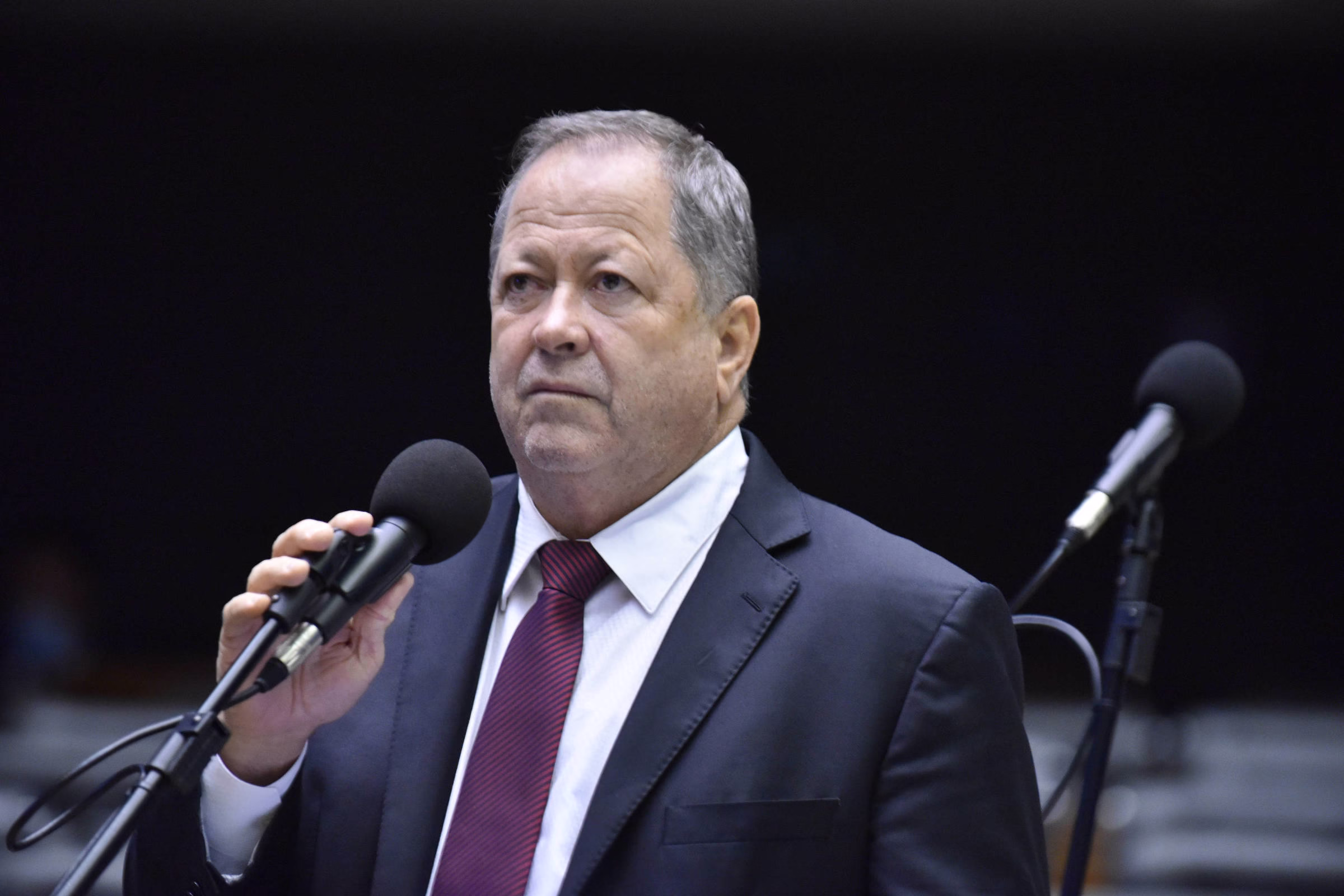 Mesa Da Câmara Cassa Mandato De Chiquinho Brazão - 24/04/2025 - Poder