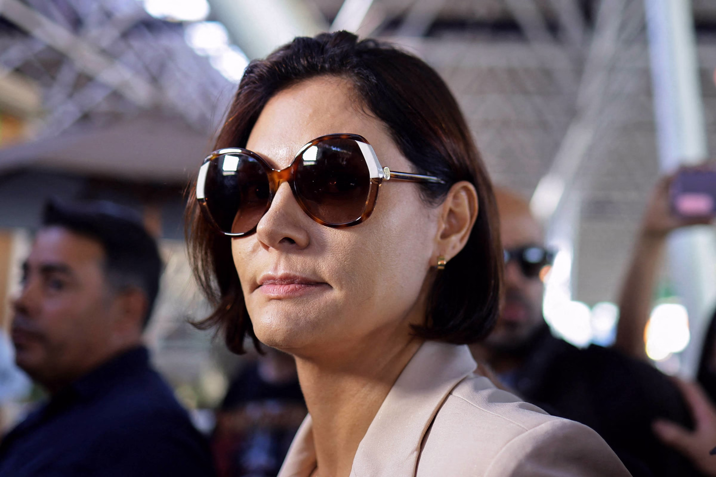 Michelle Remete A 'Batom' No 8/1 Para Atrair Apoiadoras - 02/04/2025 - Poder