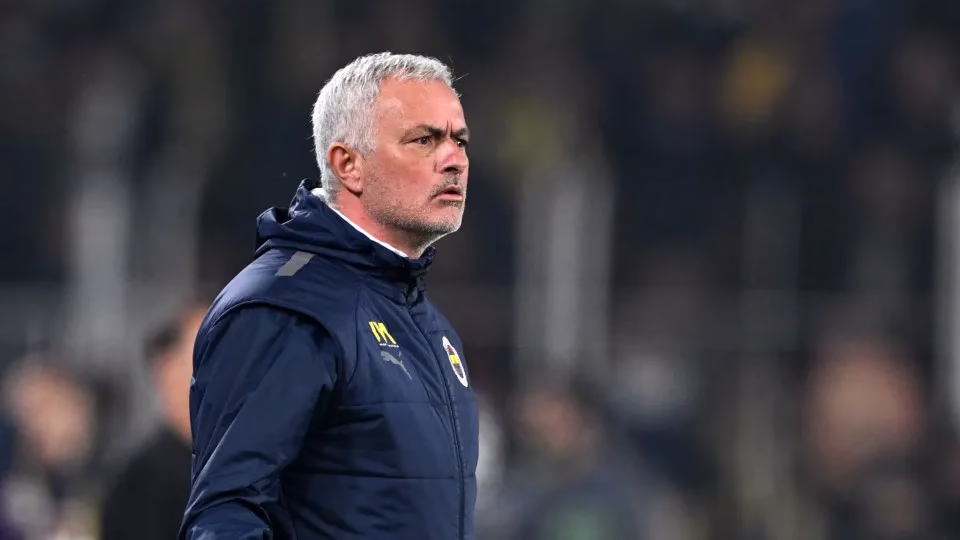 Mourinho É Expulso Na Turquia E Pode Pegar Até 10 Jogos De Gancho