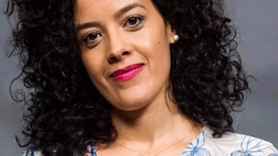 Não É Uma Situação Confortável, Diz Maeve Jinkings Sobre Personagem Lésbica Em 'Vale Tudo'