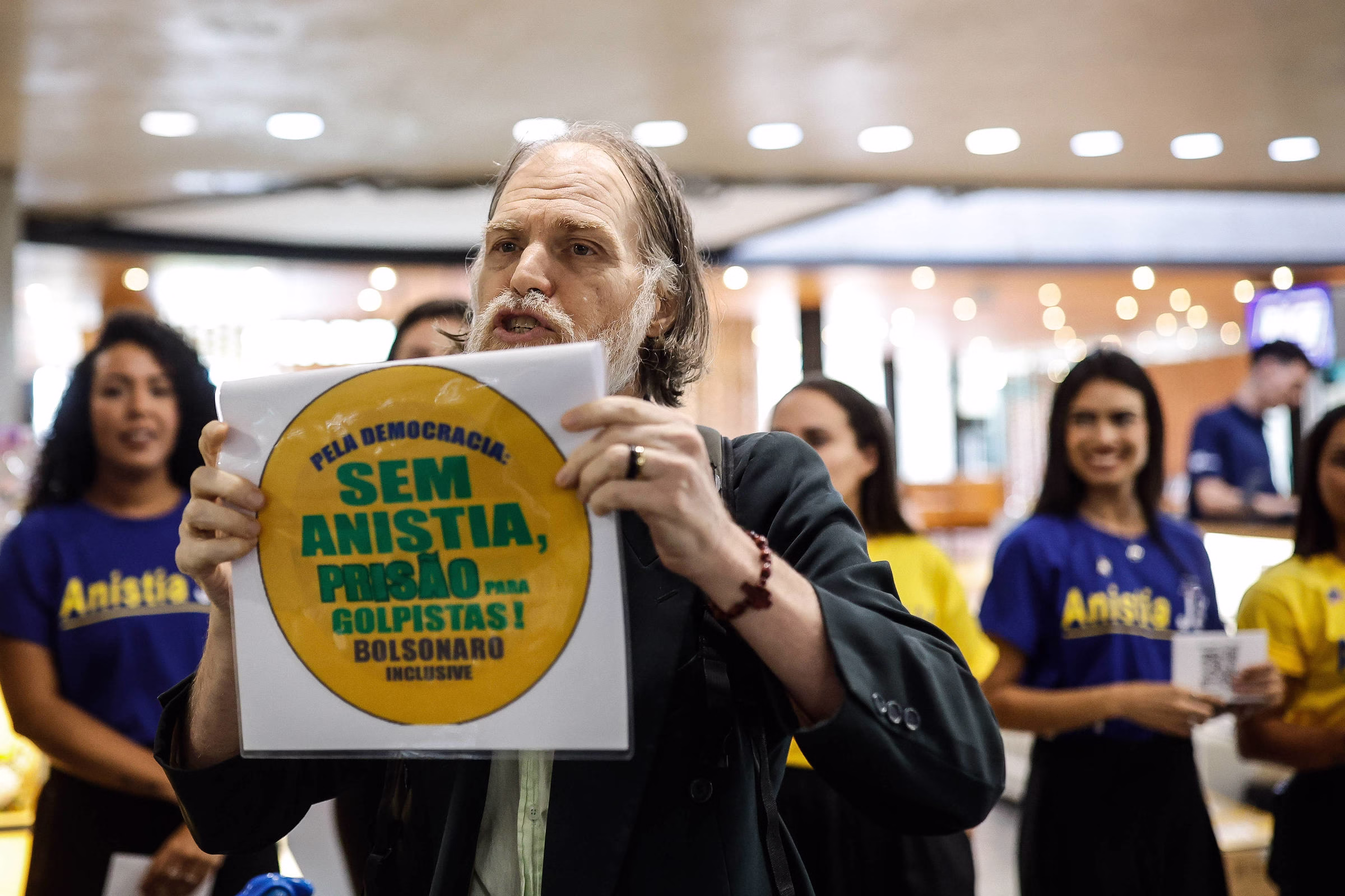 Pt E Prerrogativas Querem Campanha Para Expor Deputados Pró-Anistia - 10/04/2025 - Painel