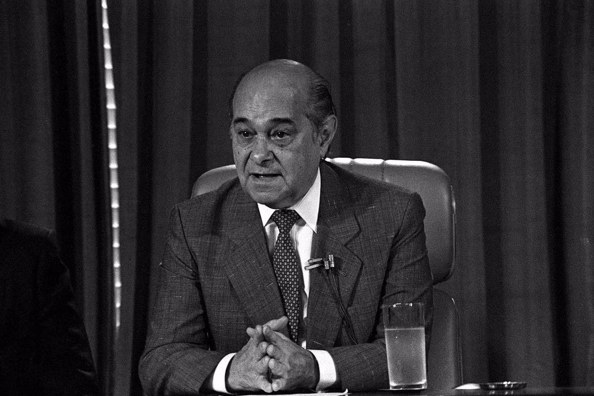 Tancredo Não Seria Bem-Sucedido Hoje, Diz Biógrafo - 20/04/2025 - Poder