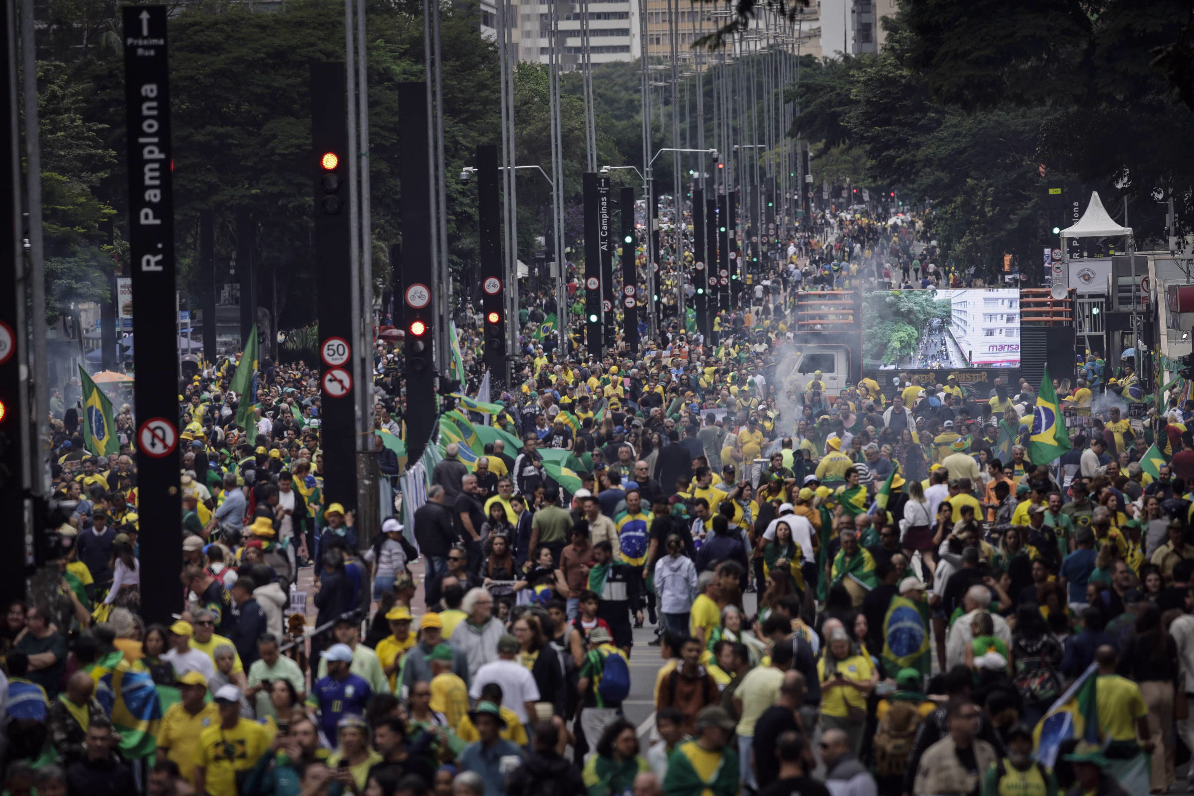 Tarcísio Pede Anistia Em Ato De Bolsonaro Na Paulista - 06/04/2025 - Poder