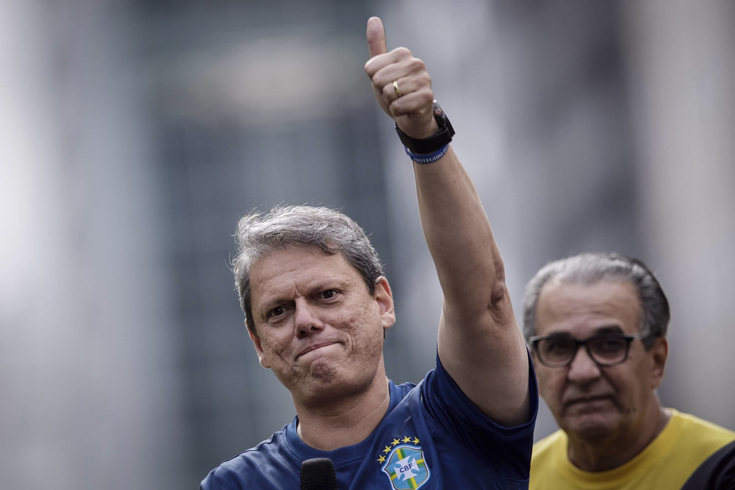 Tarcísio Promete Ação Com Deputados Por Anistia Ao 8/1 - 07/04/2025 - Poder