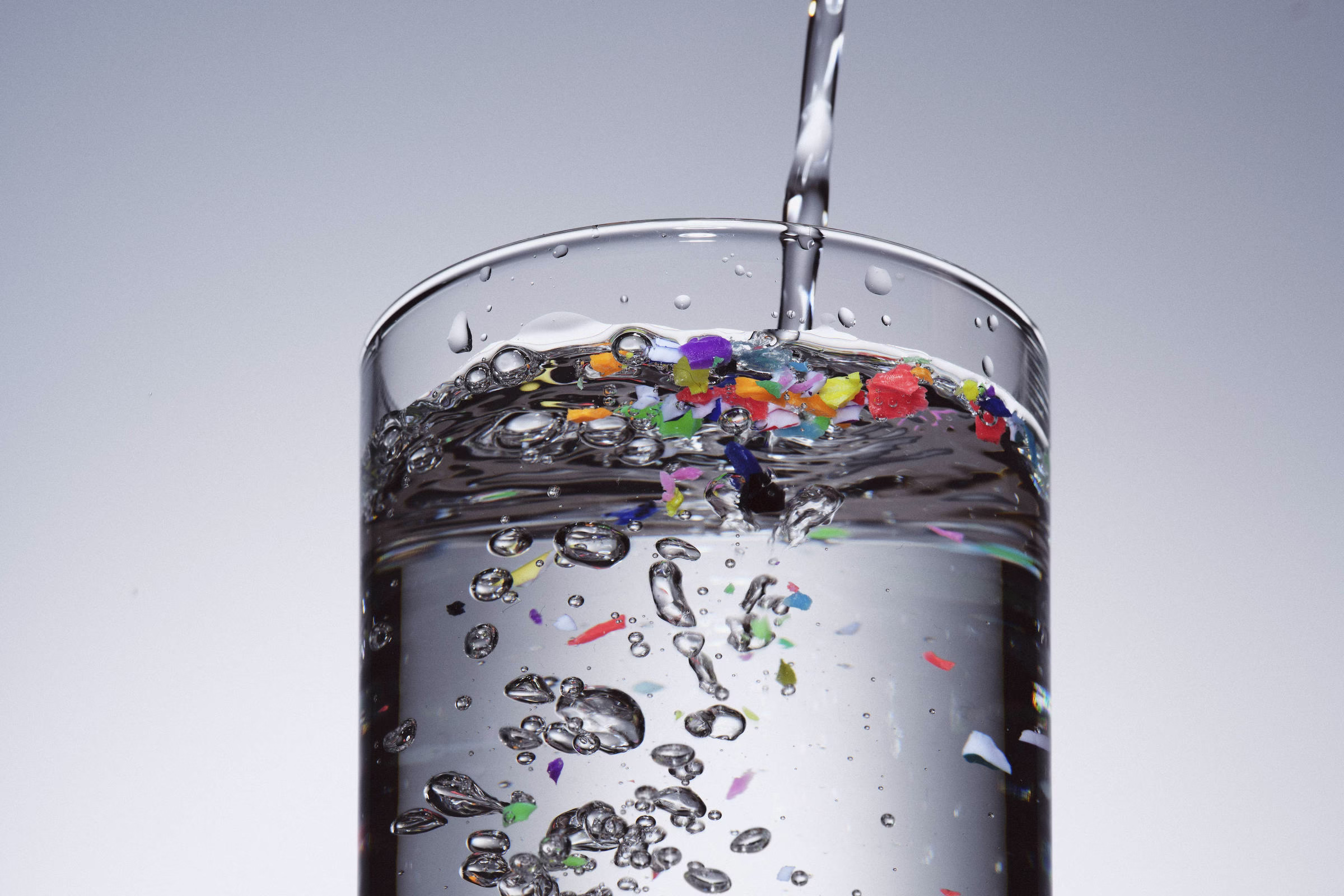 Veja Como Minimizar Sua Exposição A Microplásticos - 17/04/2025 - Equilíbrio