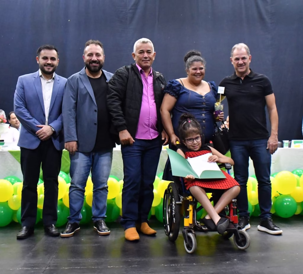 entrega-de-titulos-habitacao_sumare-1024x926 Prefeitura de Sumaré entrega títulos de habitação a 56 famílias