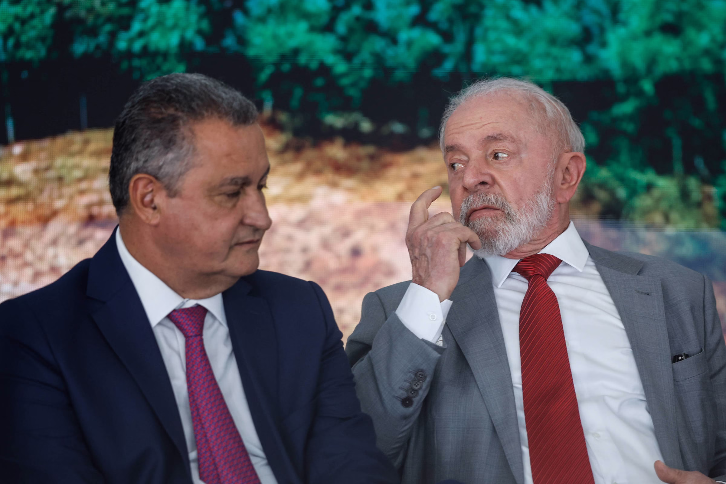 Afrouxem Os Cintos, A Reforma Sumiu - 29/04/2025 - Dora Kramer