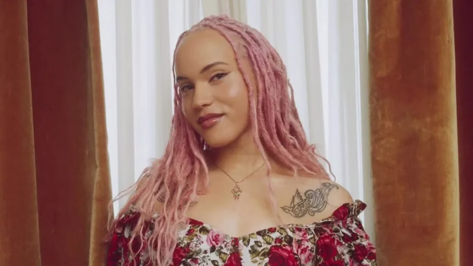 Airyn, Filha Trans De Robert De Niro, Diz Que 'A Pequena Sereia' Teve Influência Em Transição