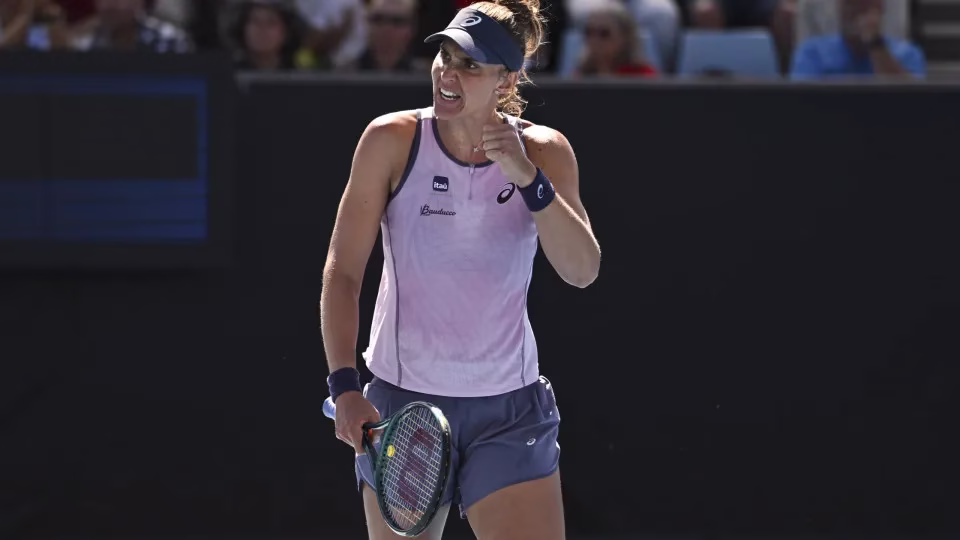 Bia Haddad Cai Na Primeira Rodada Em Roland Garros