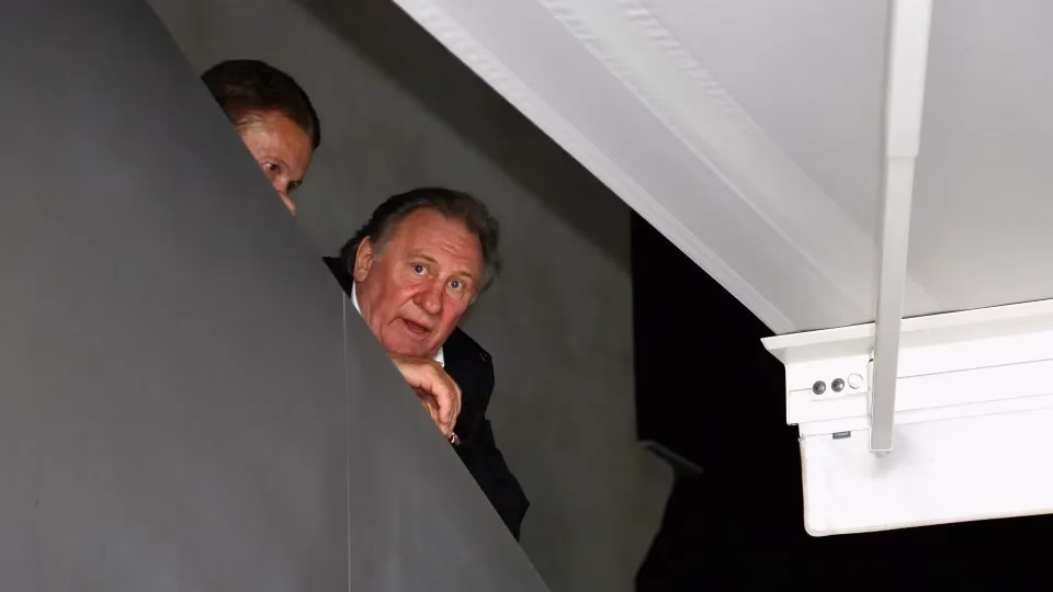 Começa O Julgamento De Gerard Depardieu Por Abuso Sexual Em Paris