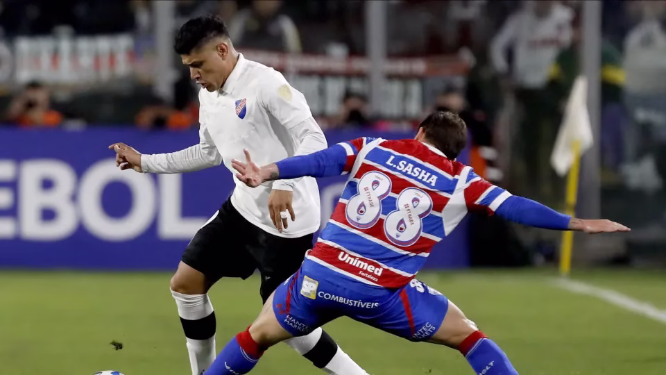 Confederação Sul-Americana Castiga Colo Colo Com Cinco Jogos Sem Torcida