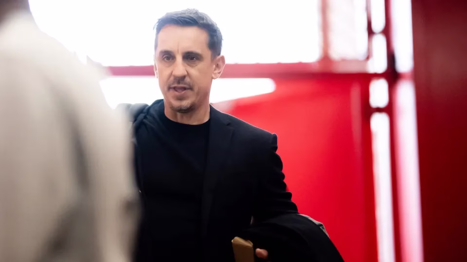 Gary Neville É Barrado De Jogo Do Nottingham Após Criticar Dirigente