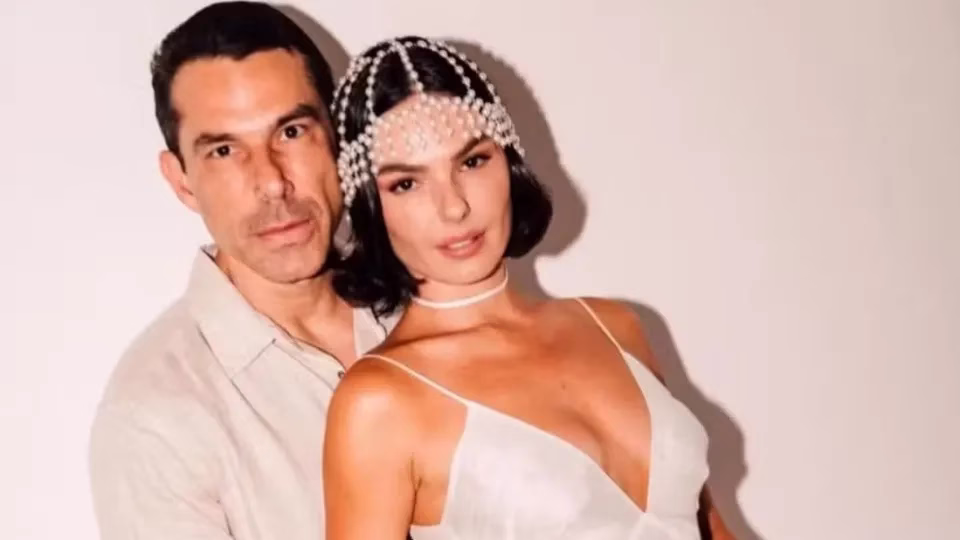 Isis Valverde E Marcus Buaiz Se Casam No Interior De São Paulo