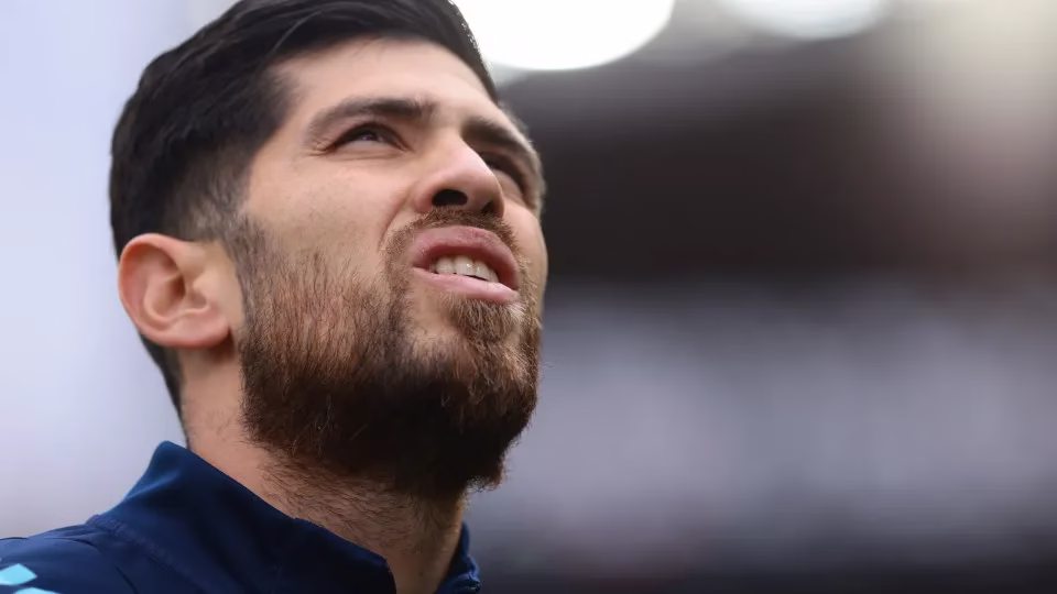 Rossi Recebe Homenagem Do Fla Um Dia Após Carro Ser Alvejado Por Tiros