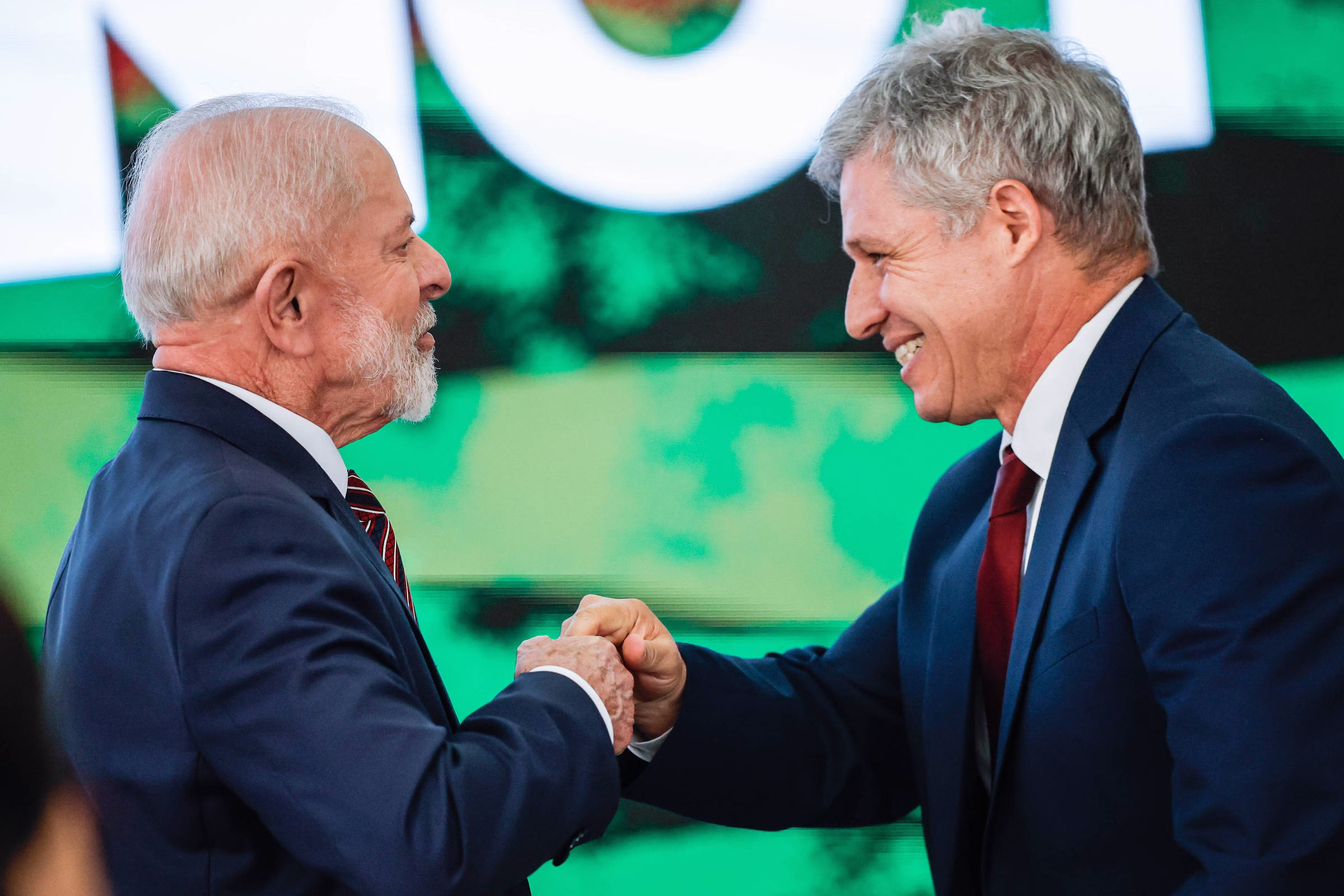 Mst Diz Que Ministro Passou Do Limite E Cobra Demissão - 29/05/2025 - Poder