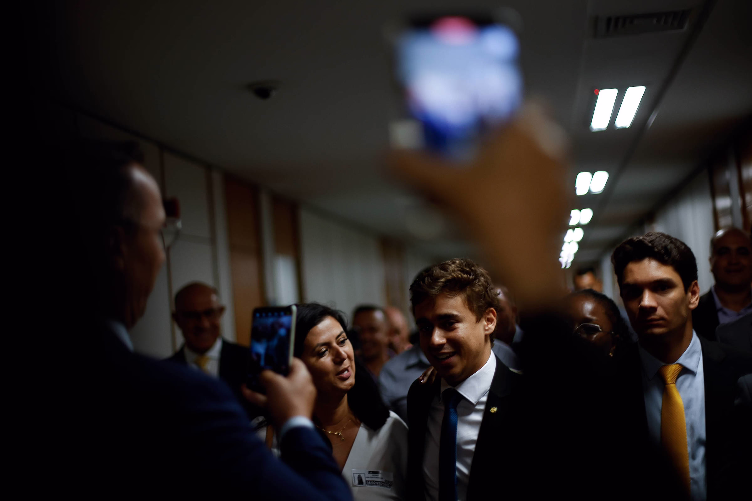 Nikolas Ferreira Provoca Corrida De Políticos Por Carona - 19/05/2025 - Poder