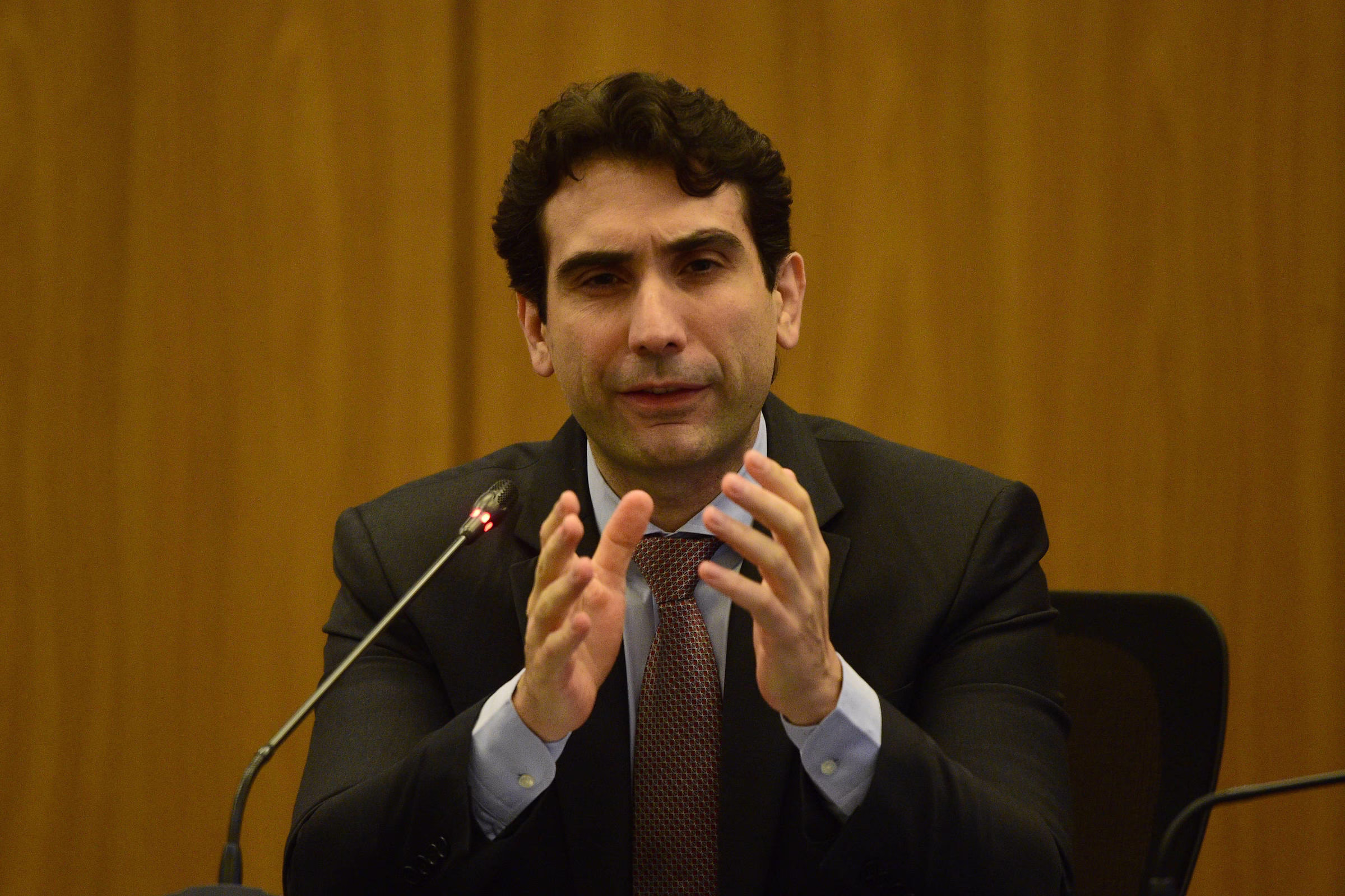 O Dilema Dos Bancos Centrais Após As Tarifas - 03/05/2025 - Ana Paula Vescovi