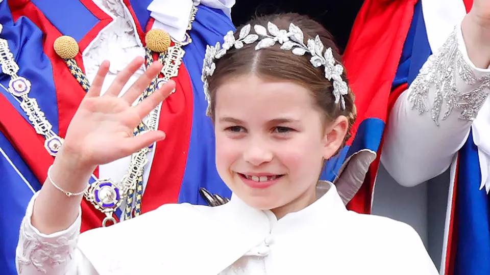 Princesa Charlotte Completa 10 Anos E Recebe Homenagens No Reino Unido