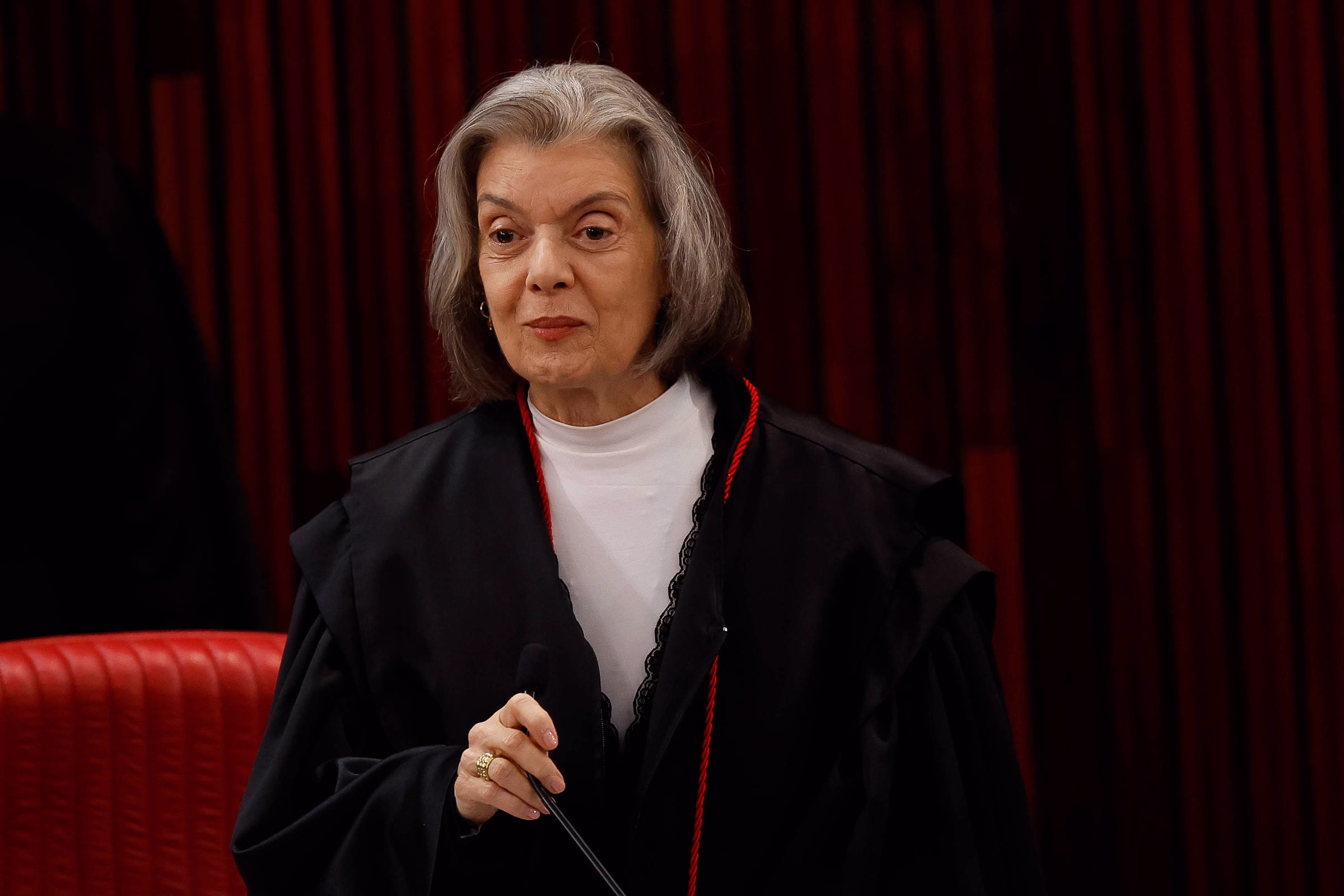 Stf Define Lista Só De Mulheres Para Tse - 28/05/2025 - Poder