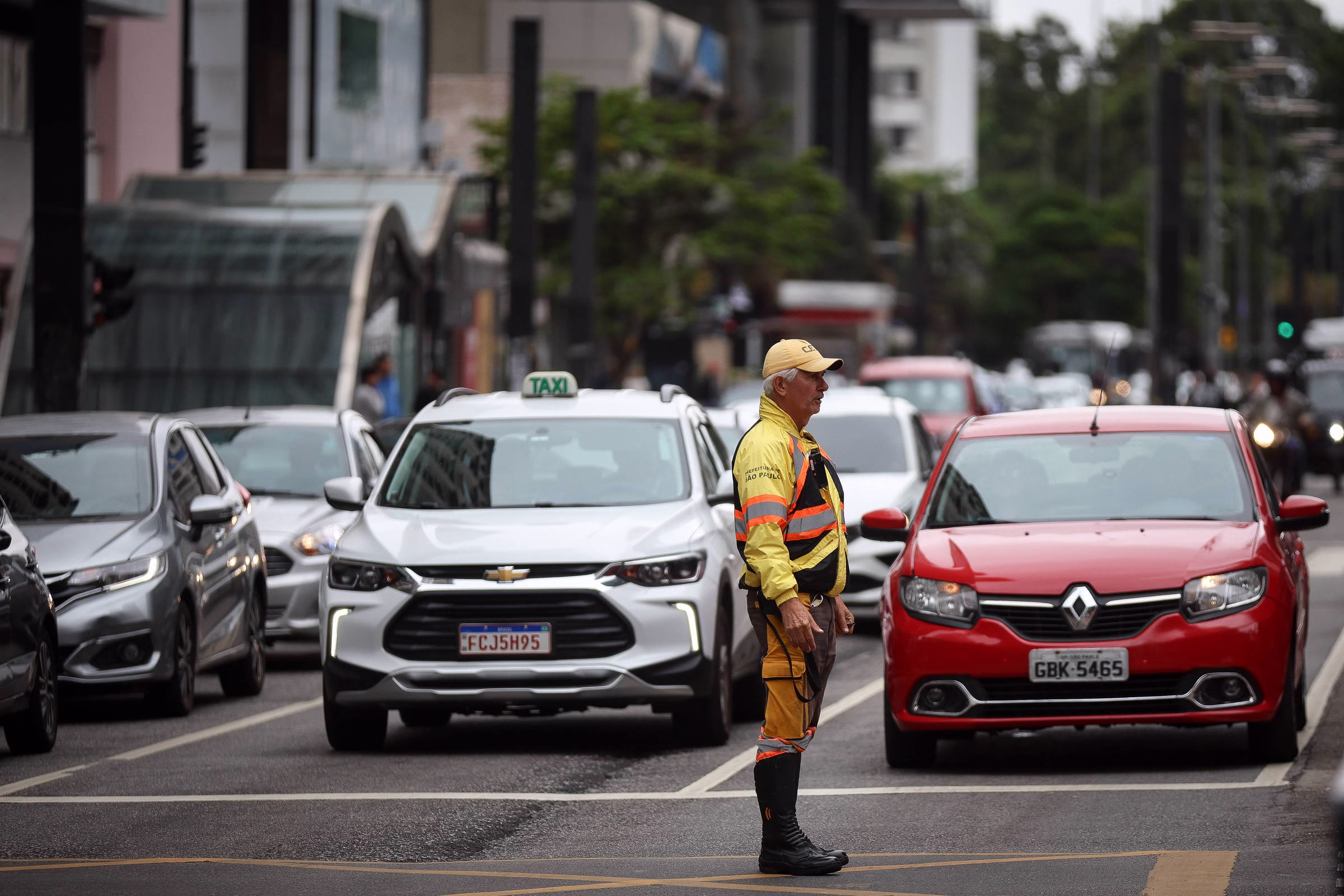 Cet Tem Menos Agentes, Apesar Do Aumento Da Frota Em Sp - 10/06/2025 - Painel