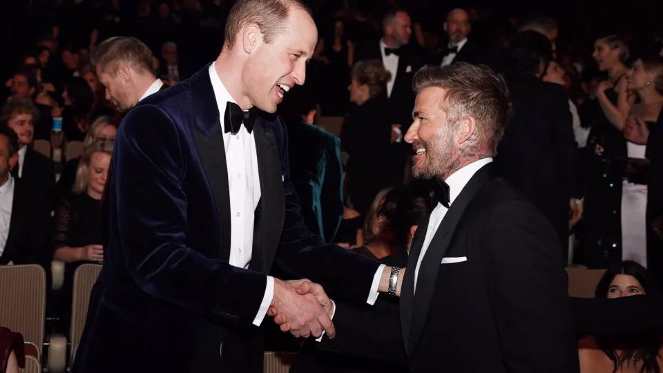 David Beckham Felicita Príncipe William No Aniversário Do Amigo