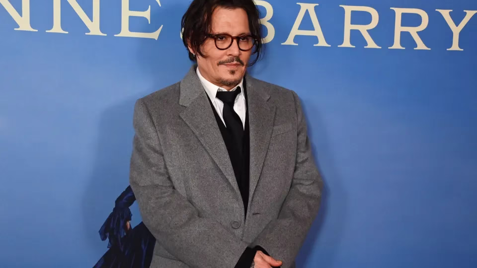 Johnny Depp Faz Raros Comentários Sobre Ter Criado Os Filhos Em França