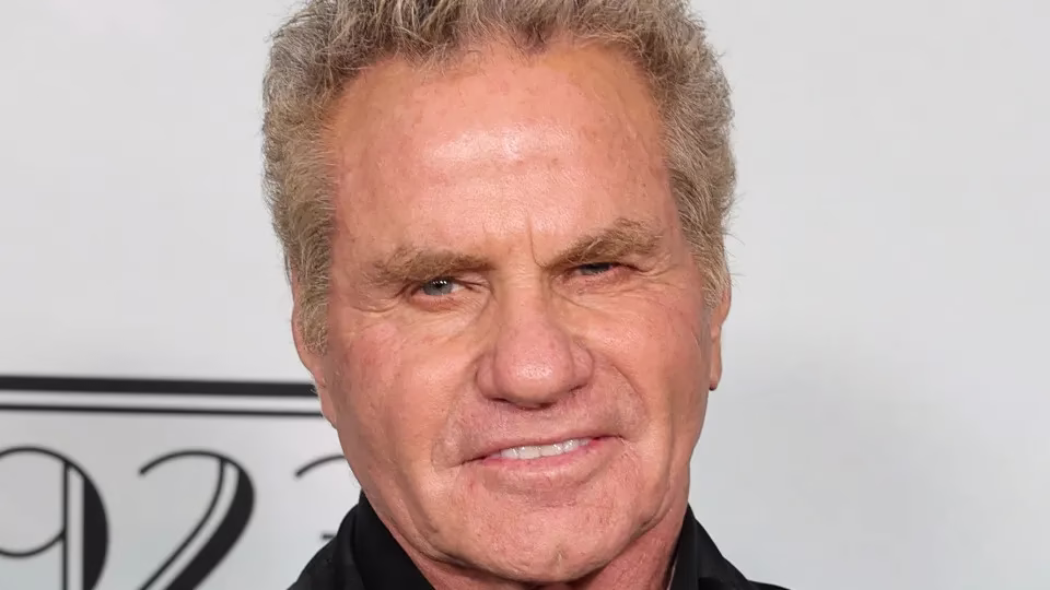 Martin Kove, De 'Karatê Kid', É Retirado De Evento Após Morder Atriz