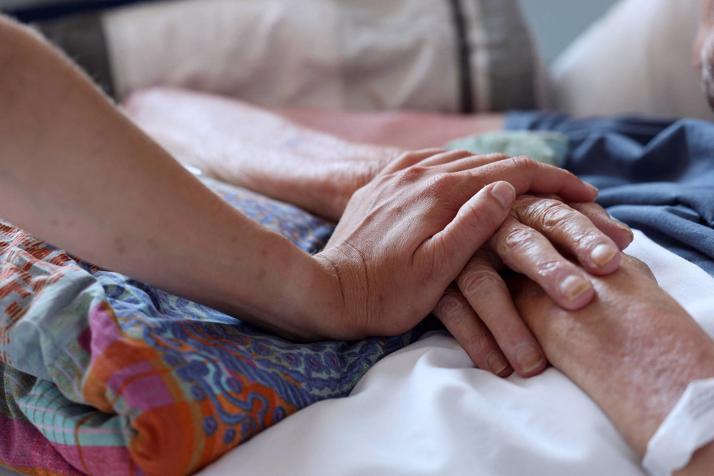 Médicos Optariam Por Eutanásia Em Câncer Grave E Alzheimer - 11/06/2025 - Equilíbrio E Saúde