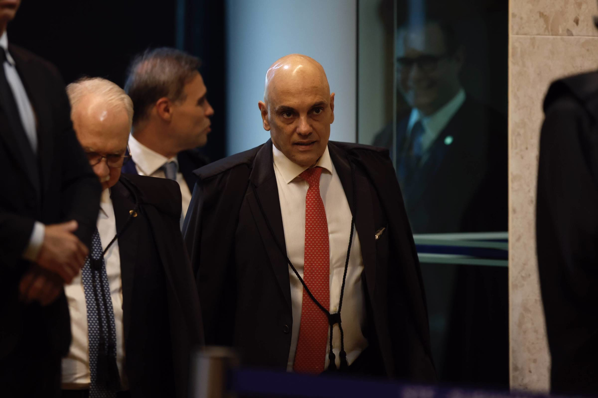 Ritmo De Moraes E Volume De Provas Travam Defesas Do 8/1 - 06/06/2025 - Poder