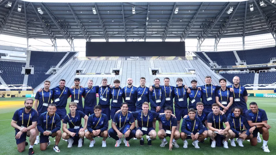 'Somos Amadores': Elenco Que Tem Pintor E Barbeiro Encara Bayern No Mundial