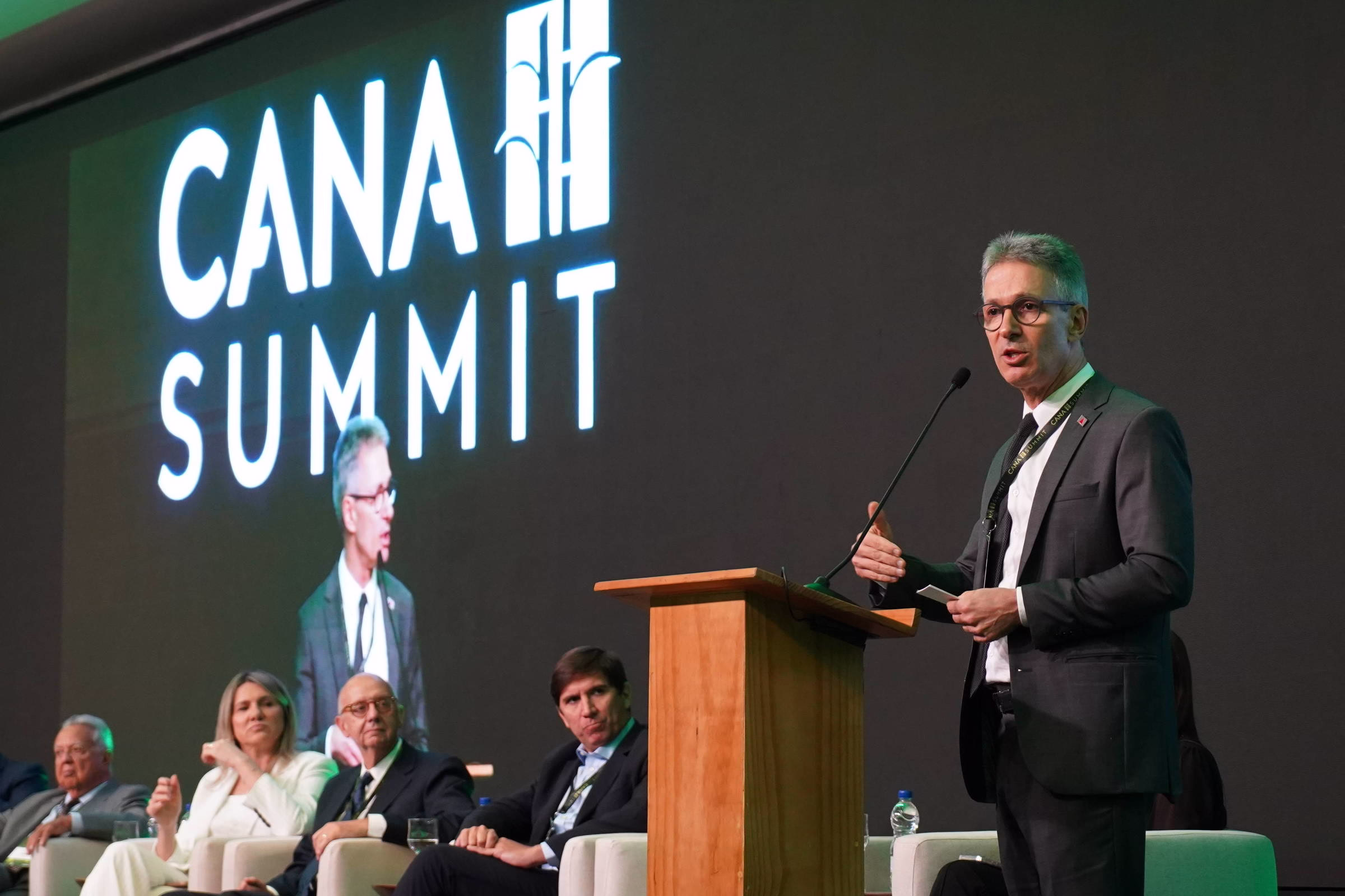 Zema Comemora Menor Rejeição Entre Pré-Candidatos - 05/06/2025 - Painel