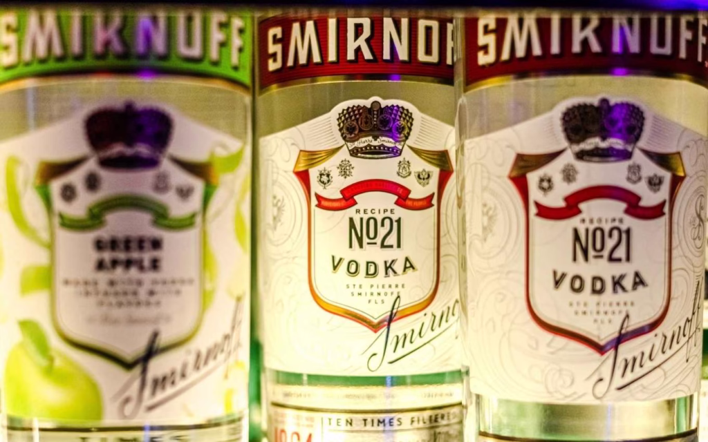 A vodka mais vendida do mundo nasceu da fuga de um empresário russo · Economia Real