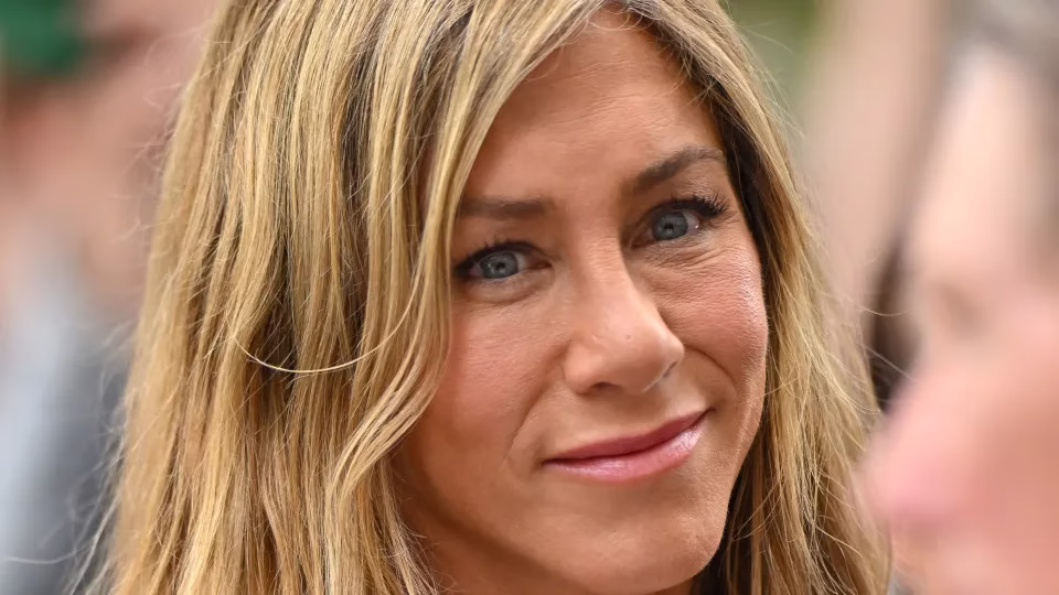 Jennifer Aniston É Vista Com Novo Affair Durante Viagem A Maiorca