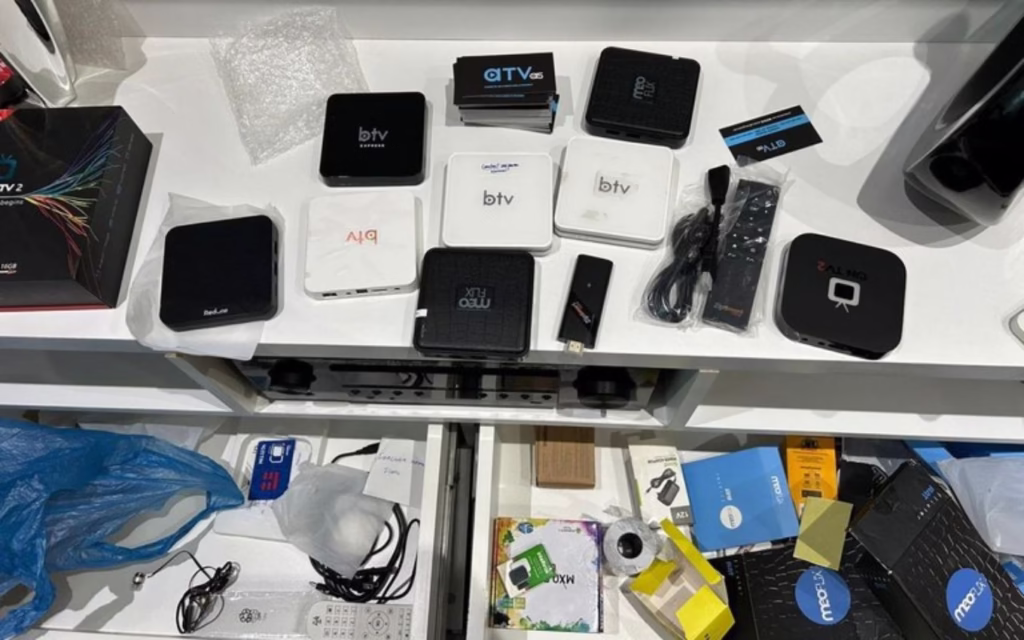 Megaoperação bloqueia R$ 33 mi e apreende 140 equipamentos piratas · Economia Real