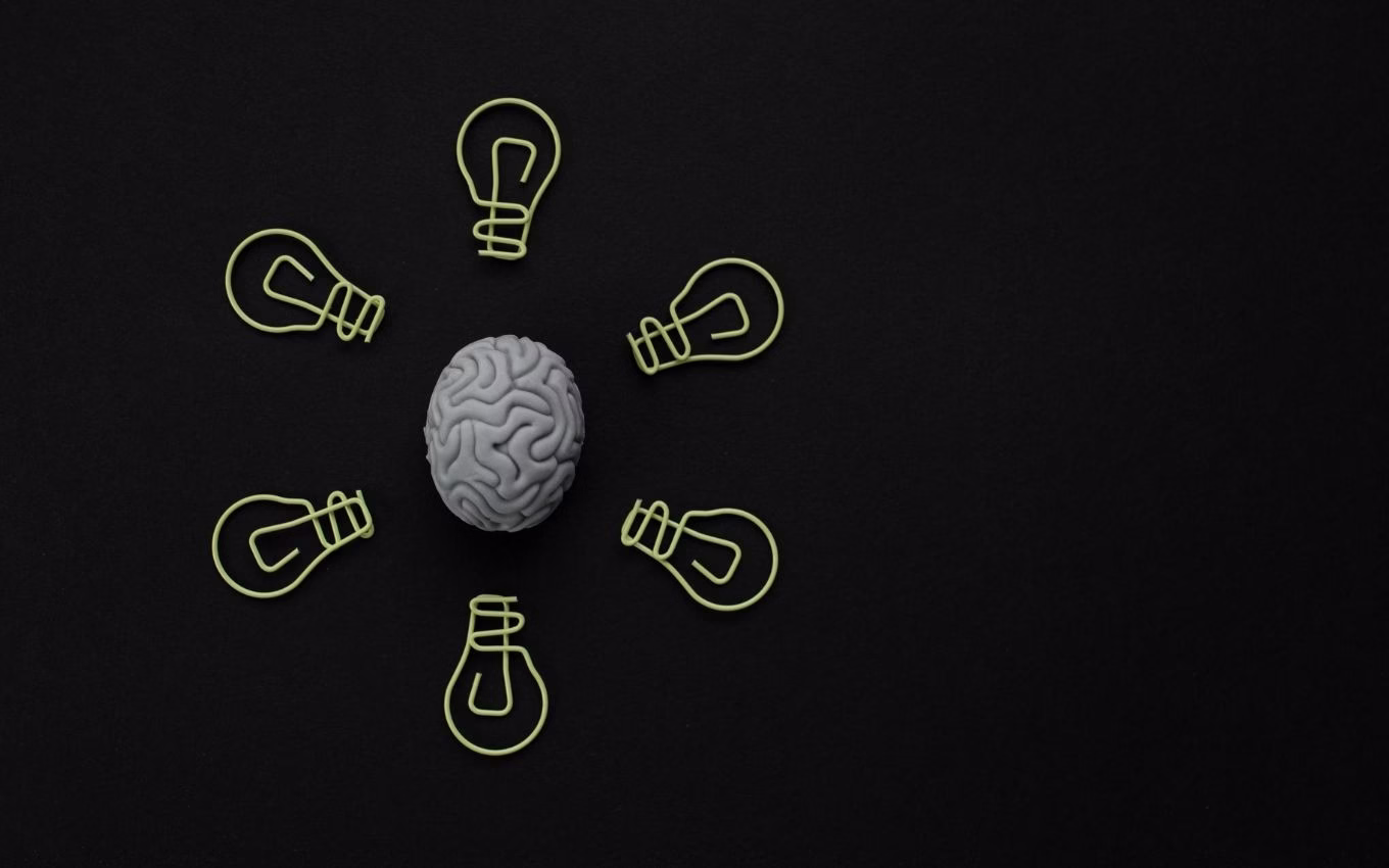 Você Dorme Mal Ou Vive Ansioso? A Culpa Pode Ser Do Seu Boleto · Economia Real