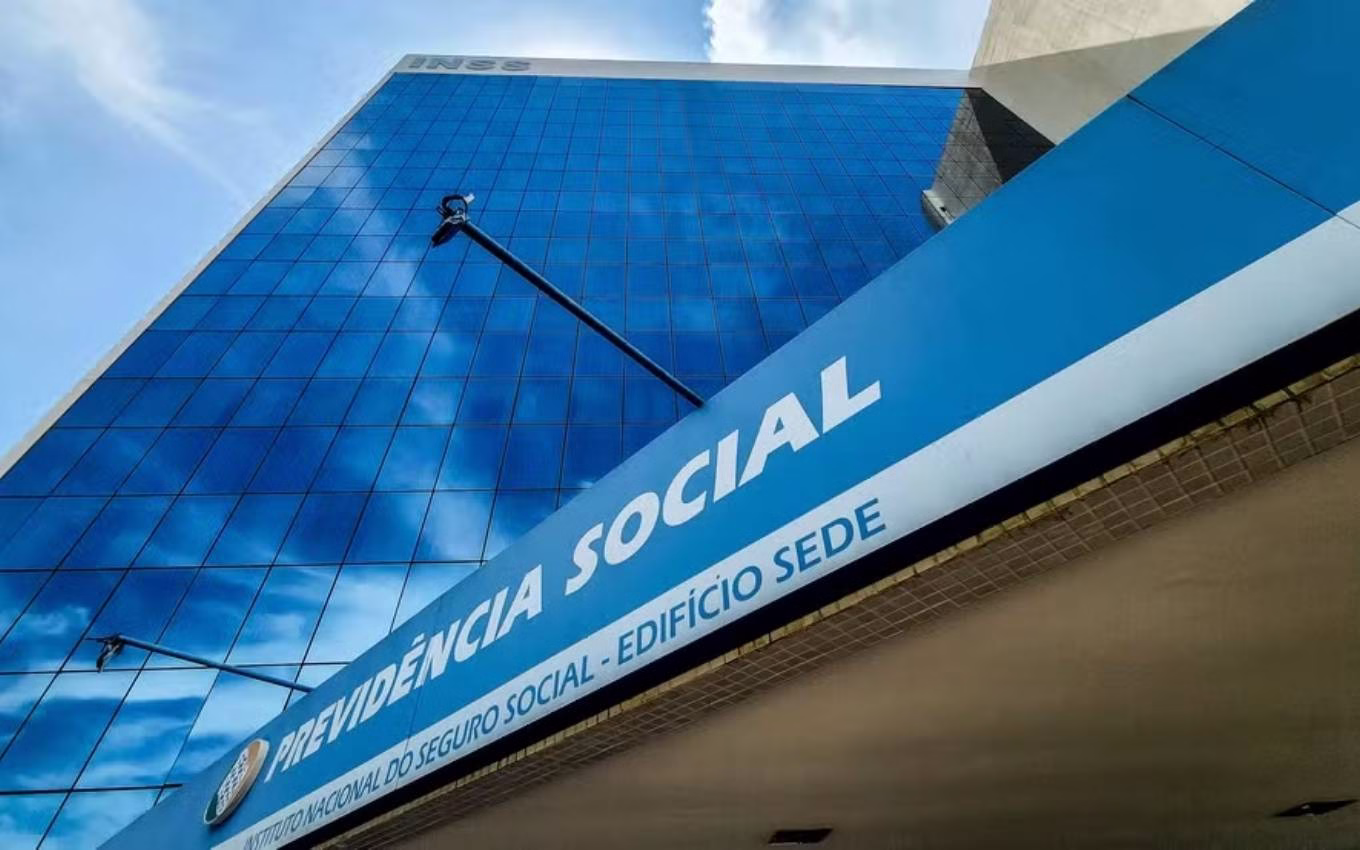 Aposentado Com Doença Grave Pode Solicitar Isenção Do Imposto De Renda · Economia Real
