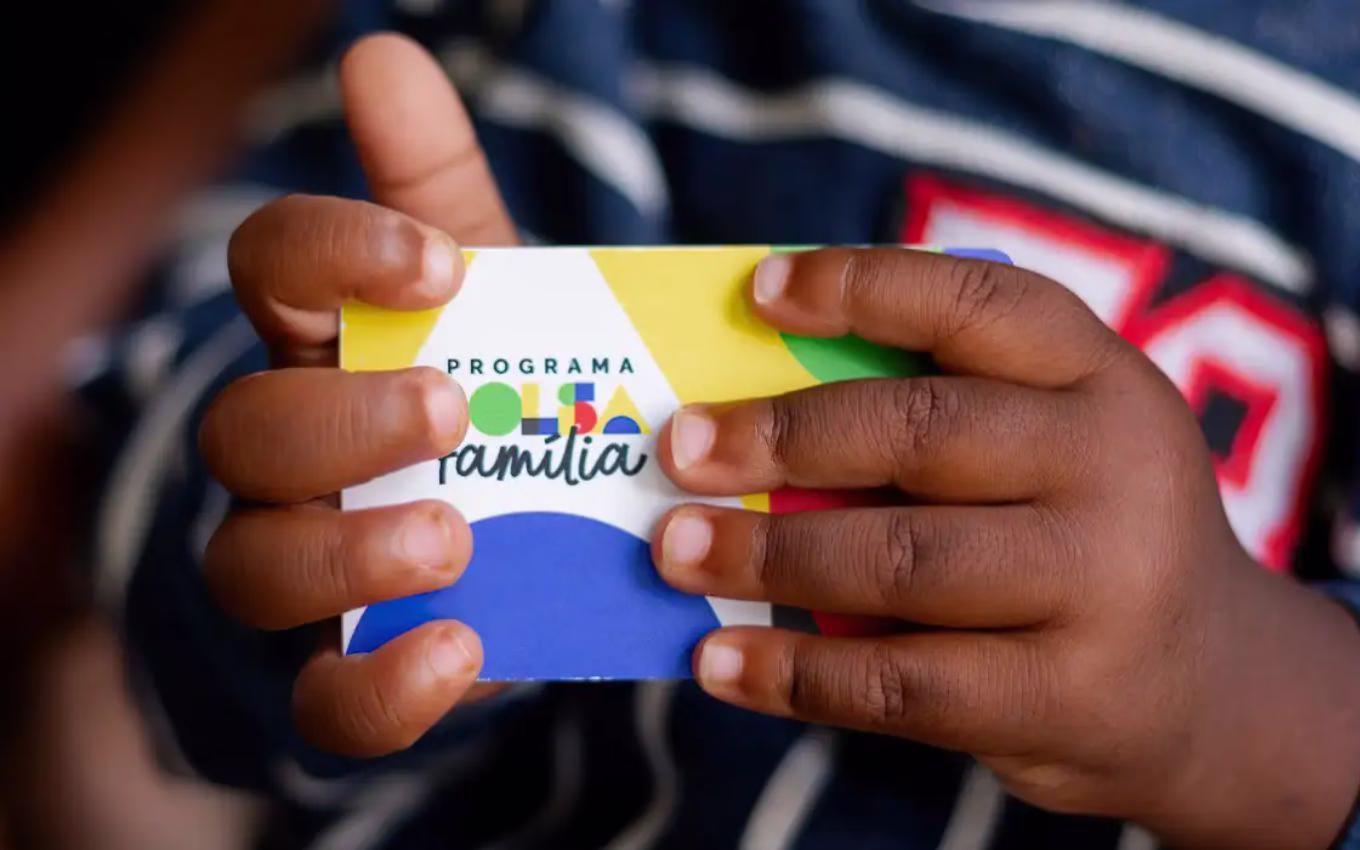 Beneficiários Com Nis 2 Recebem Nesta Quinta (18) · Economia Real