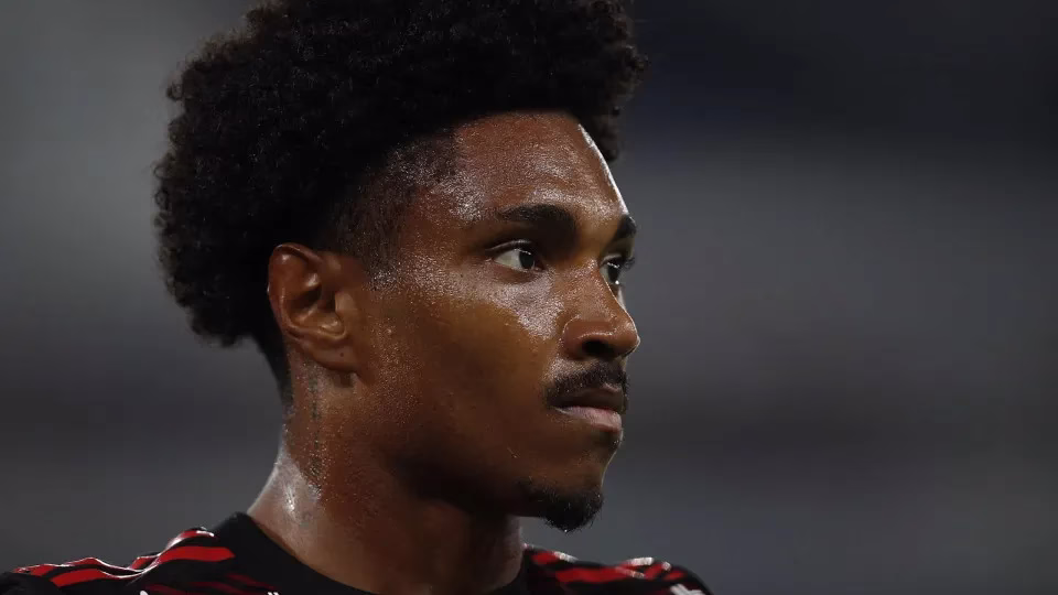 Corinthians Anuncia Contratação Do Atacante Vitinho, Ex-Flamengo, Até 2026