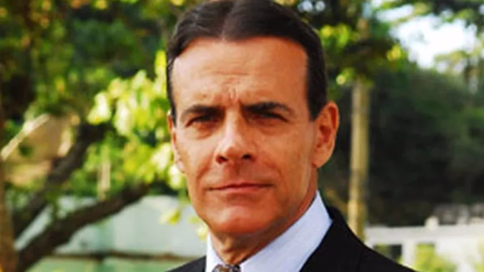 Despejados? Famosos Que Não Conseguiram Pagar Por Suas Casas