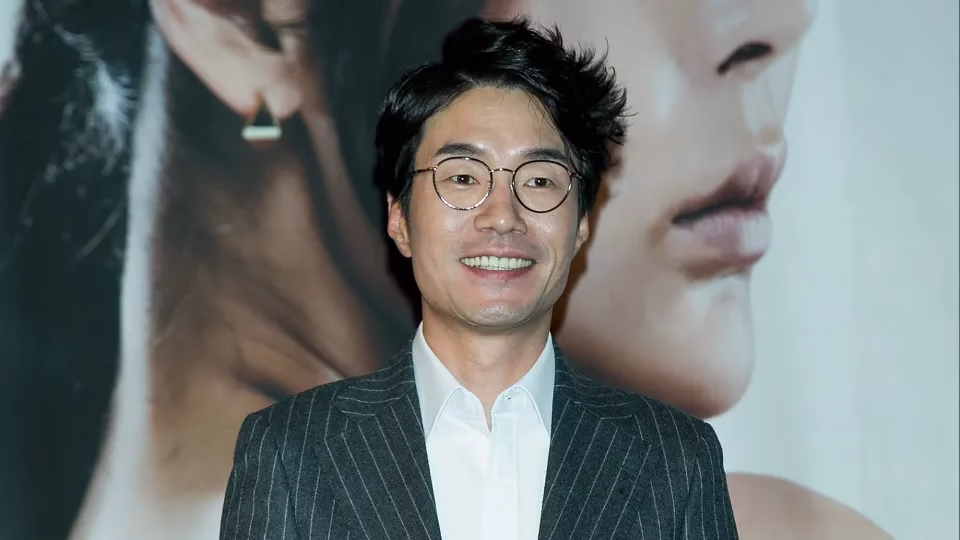 Morre Song Young-Kyu, Ator Sul-Coreano De 'Trabalho Extremo', Aos 55 Anos