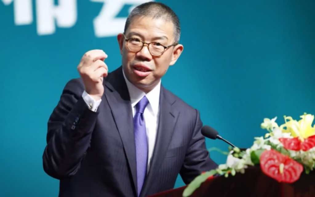 Nada de tecnologia! O homem mais rico da China vende água · Economia Real