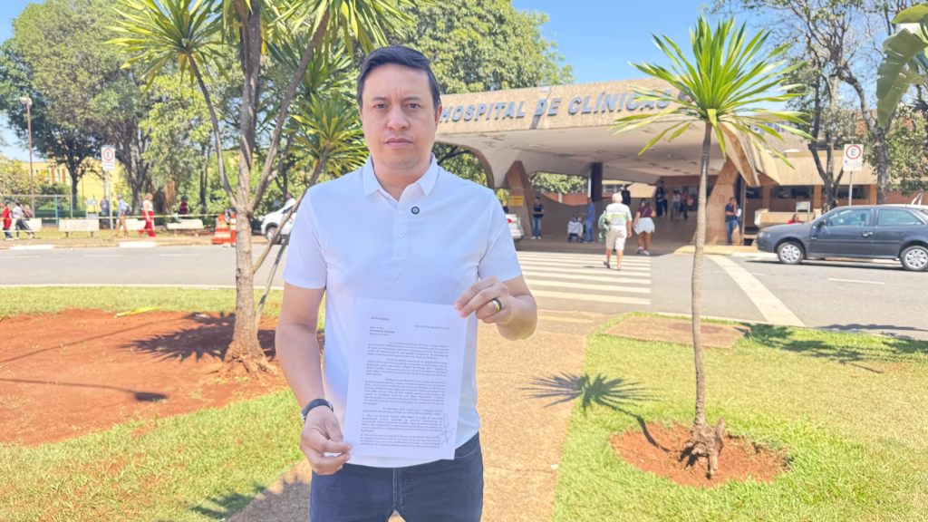 Documento enviado ao Ministério da Saúde denuncia riscos à autonomia universitária, ao financiamento do SUS e à continuidade dos serviços de referência da Unicamp. Willian aciona o ministro Alexandre Padilha e denuncia risco de desmonte do complexo da Unicamp
